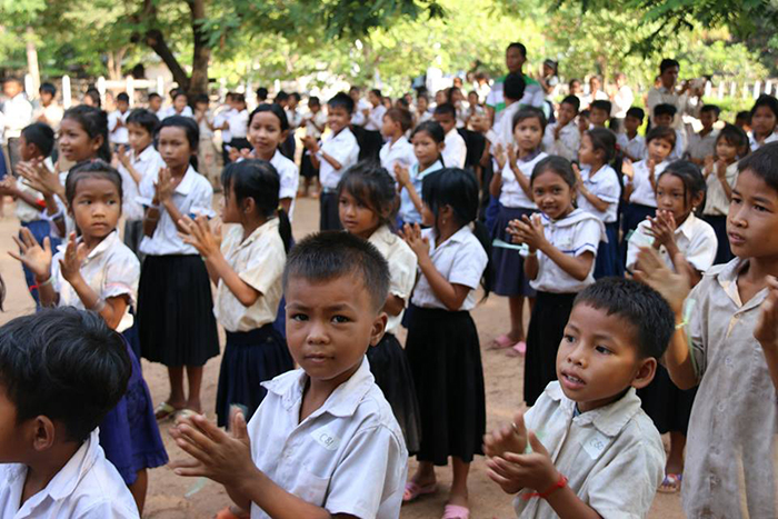 3_children_r