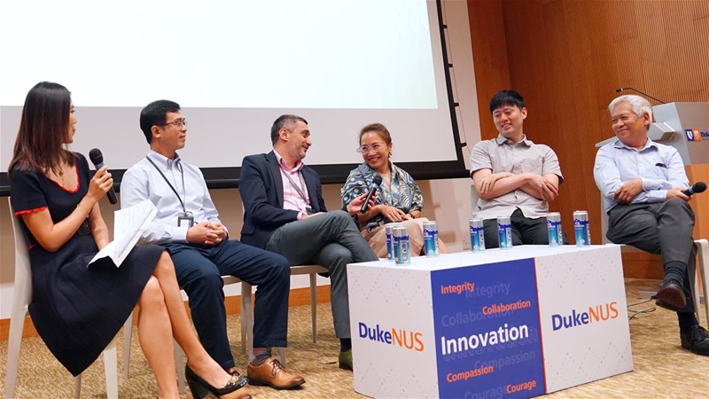 (From left to right) Dr Rainny Xie, Assoc Prof Liu Nan, Prof Enrico Petretto, Assoc Prof Lena Ho, Dr Matae Ahn and Prof Steven Myint discuss converting scientific research into practical clinical applications during a Q&A session (From left to right) Dr Rainny Xie, Assoc Prof Liu Nan, Prof Enrico Petretto, Assoc Prof Lena Ho, Dr Matae Ahn and Prof Steven Myint discuss converting scientific research into practical clinical applications during a Q&A session