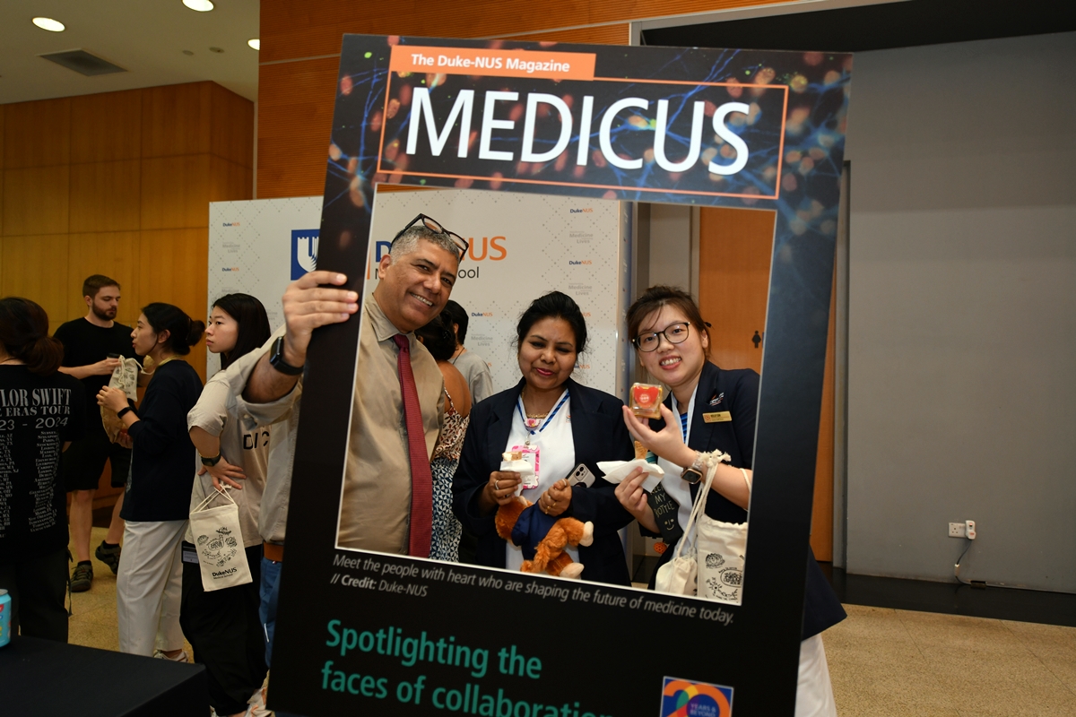 Our Duke-NUS magazine gains new friends, including nurses from SingHealth Duke-NUS Academic Medical Centre!