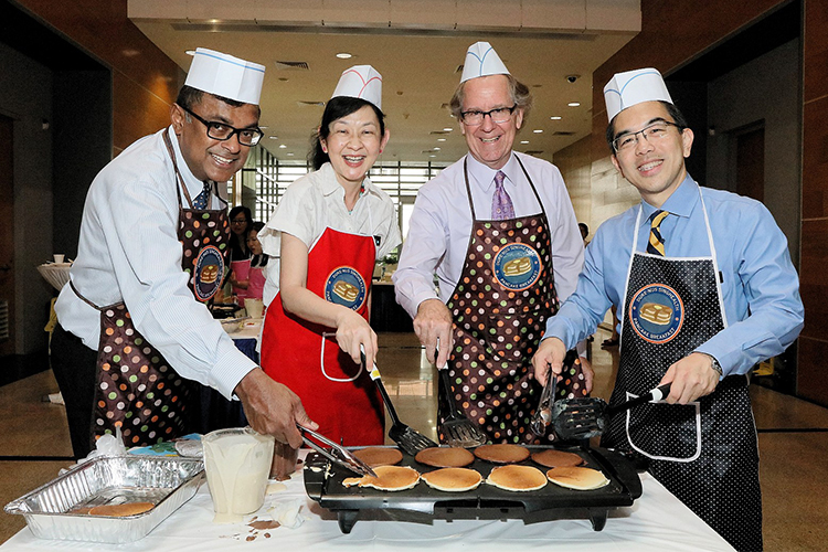 Duke-NUS Deans’ annual pancake breakfast
