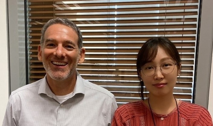 Senior author Eric Finkelstein left and lead author Soye Shin who investigated whether Nutri-Grade labelling influences consumers&#39; drinks choices