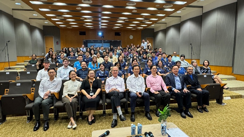 Fireside chat with Minister Ong Ye Kung. // Image credit: Duke-NUS Medical School
