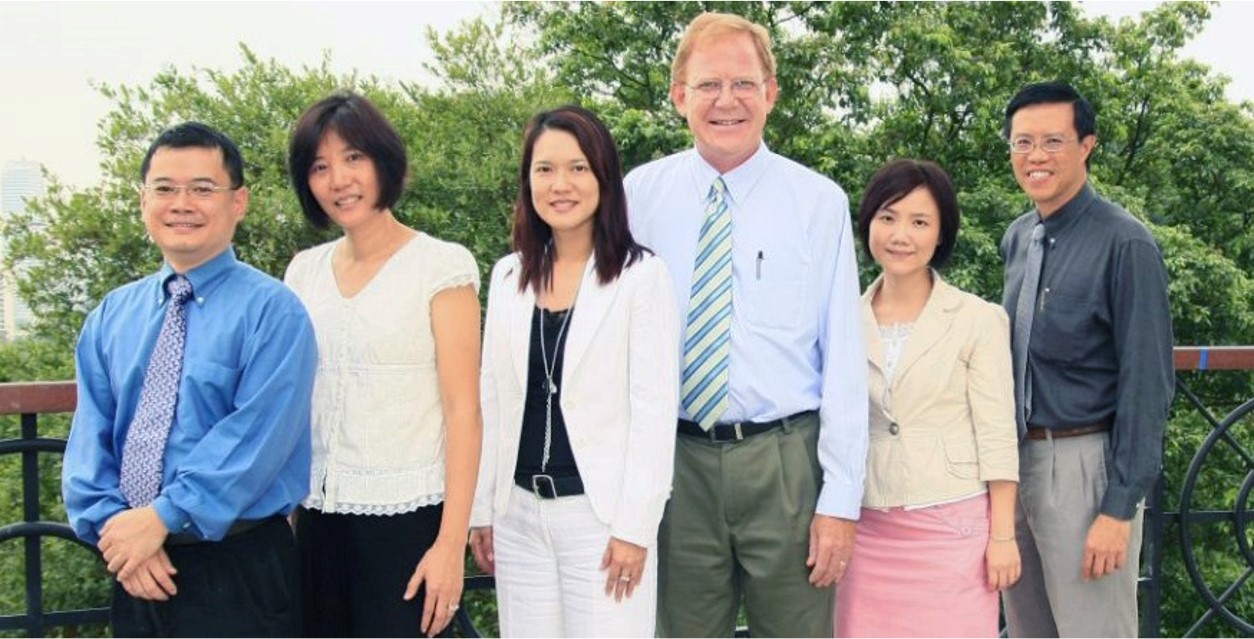 Patrick Casey with the pioneer team of Duke-NUS staff and faculty