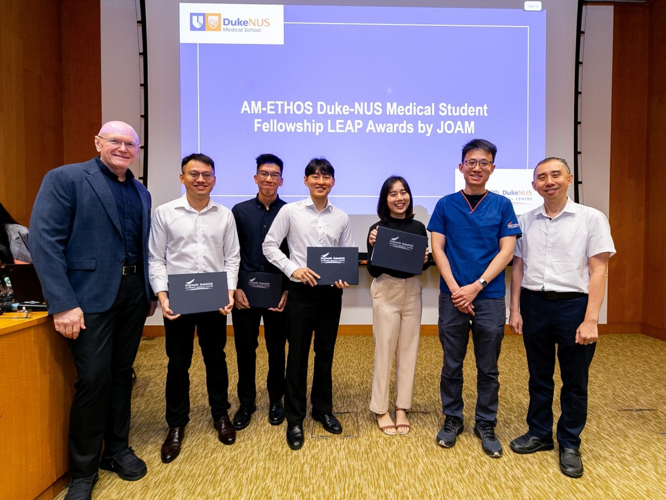 Winners of the AM-ETHOS Duke-NUS Medical Student Fellowship LEAP awards at Research Day 2026.