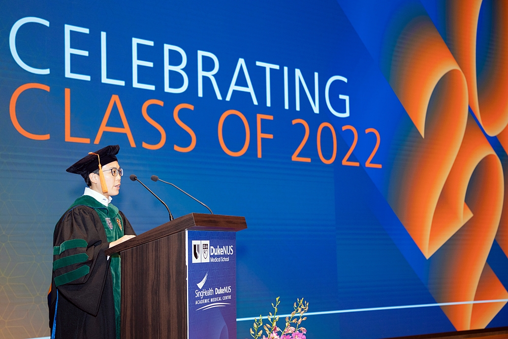 Duke-NUS alumnus Dr Low Zhen Luan