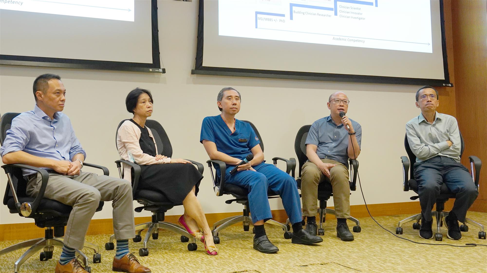 (From left to right) Prof Ooi Eng Eong, Clin Assoc Prof Chow Wan Cheng, Assoc Prof Charles Chuah, Prof Darren Lim and Prof Tan Eng King engage with clinician-researchers during the event’s fireside chat.