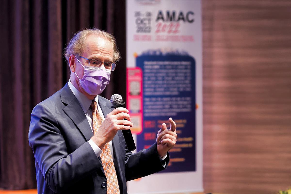 Duke-NUS Dean Professor Thomas Coffman