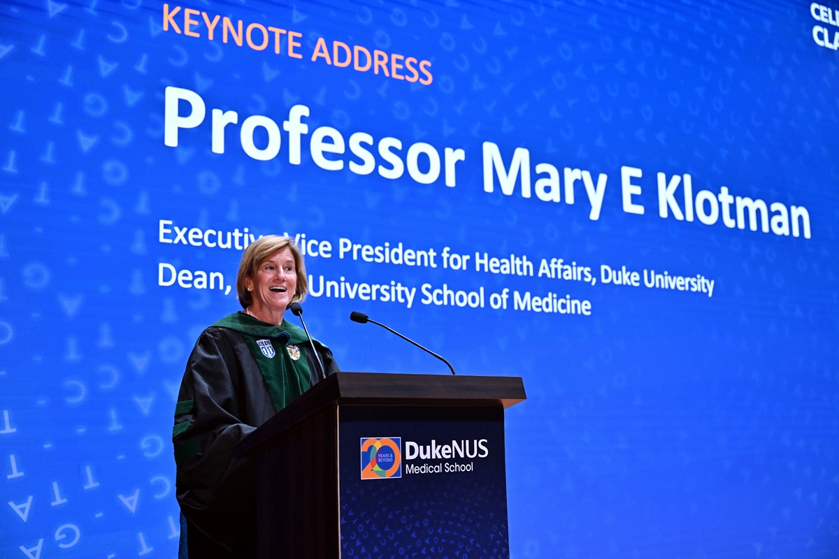 Duke University Executive Vice-President for Health Affairs encourages the Class of 2024 to be open to all opportunities and see their role as physicians serving entire communities // Credit: Se7en Friday for Duke-NUS