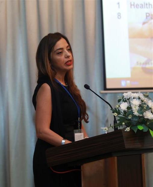 Professor Tazeen Jafar (shown in the photo presenting at a different meeting) presented her study findings—which links elevated systolic pressure and very low diastolic pressure to higher cardiovascular mortality among Asian adults with type 2 diabetes