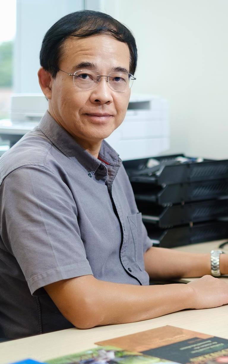 Prof Wang Linfa