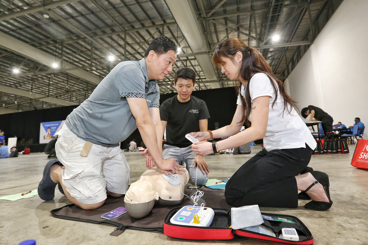 With time being the enemy, the best chance a cardiac arrest victim has to survive is if someone who has witnessed the event - a ''bystander'' - starts cardiopulmonary resuscitation and uses an automated external defibrillator, says the writer. 