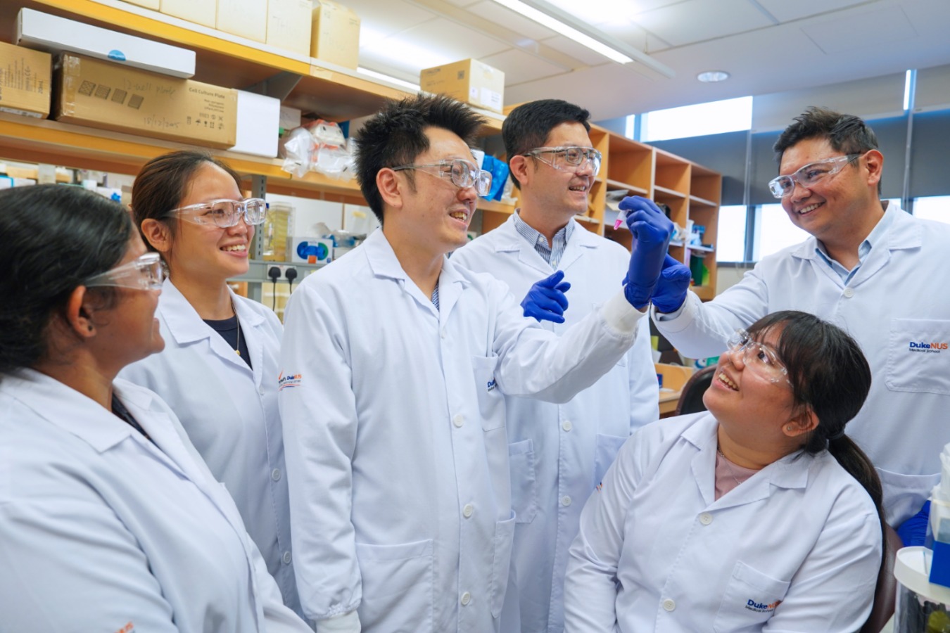The research team (from right): Dr Kenon Chua, Ong Shi Chee, Asst Prof Tang Hong-Wen, Dr Goh Kah Yong, Priscillia Choy Sze Mun and Dr Priya Gopal Krishnan. // Image credit: Duke-NUS Medical School