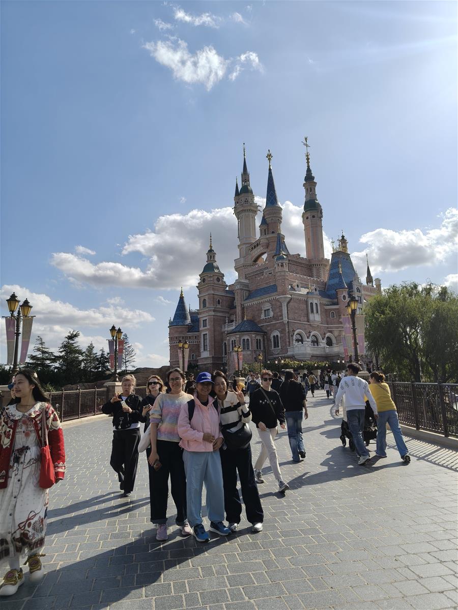 Mariel (right) enjoying a magical day with her family at Shanghai Disneyland!