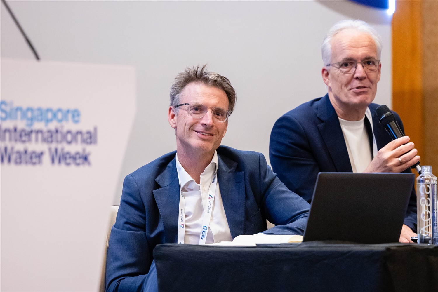 Co-moderators Professor Gertjan Medema and Bruce Gordon