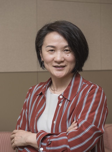 Vivian Lou Weiqun