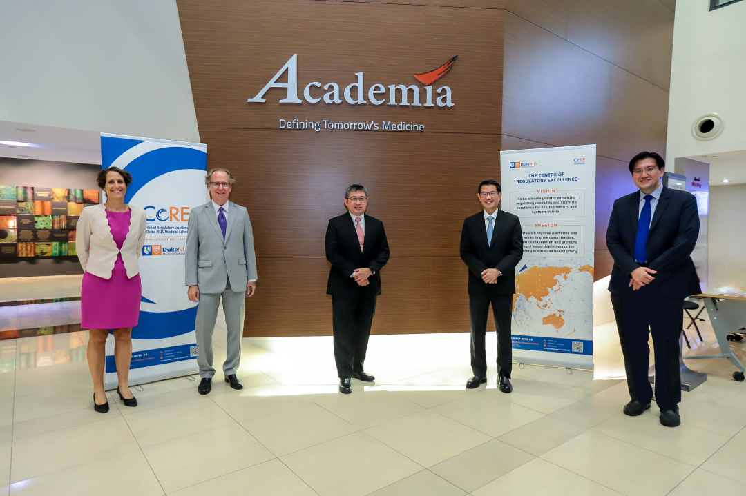 From left: A/Prof Silke Vogel (Deputy Director, CoRE), Prof Thomas Coffman (Dean, Duke-NUS Medical School), A/Prof Kenneth Mak (DMS MOH), Prof John Lim (Executive Director, CoRE), Dr Cheong Wei Yang (Deputy Secretary (Technology), MOH)