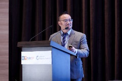 Asst/Prof James Leong congratulating the 47 Graduates from the Graduate Certificate in Health Products Regulation